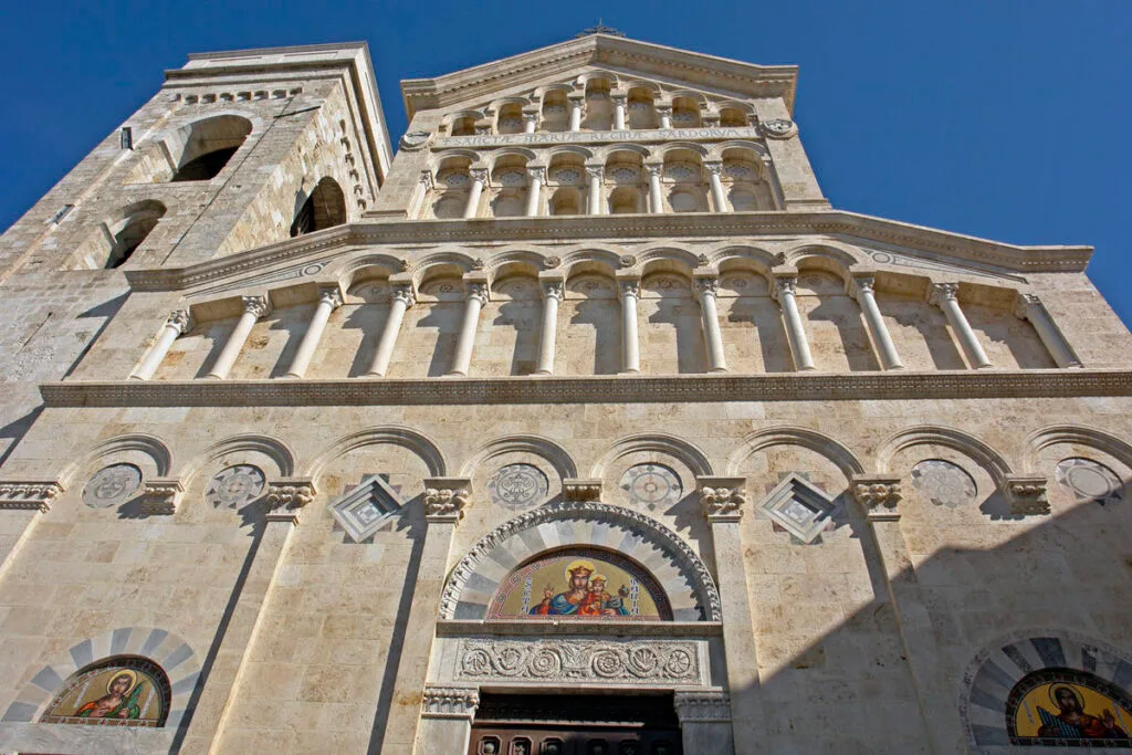 Kathedraal Santa Maria Cagliari interieur
