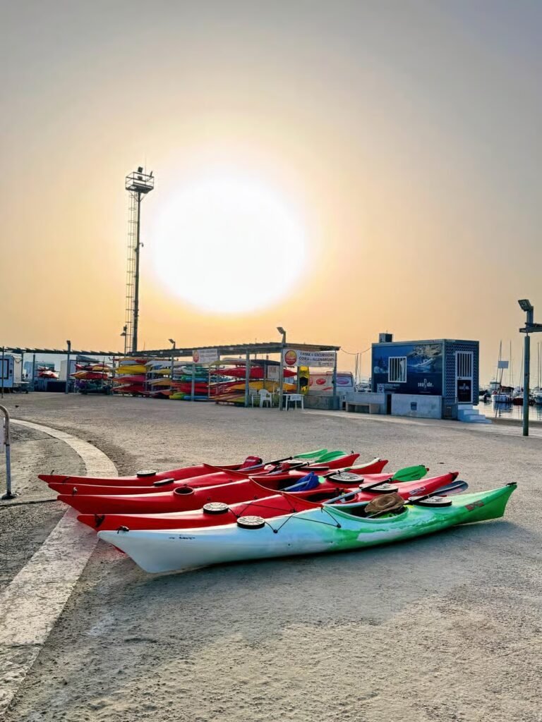 Kayaktour Cagliari Sardinië wat te doen