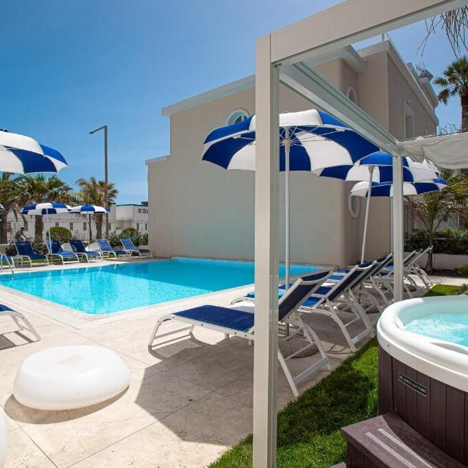 Hotel zwembad Cagliari Hotel zwembad Cagliari