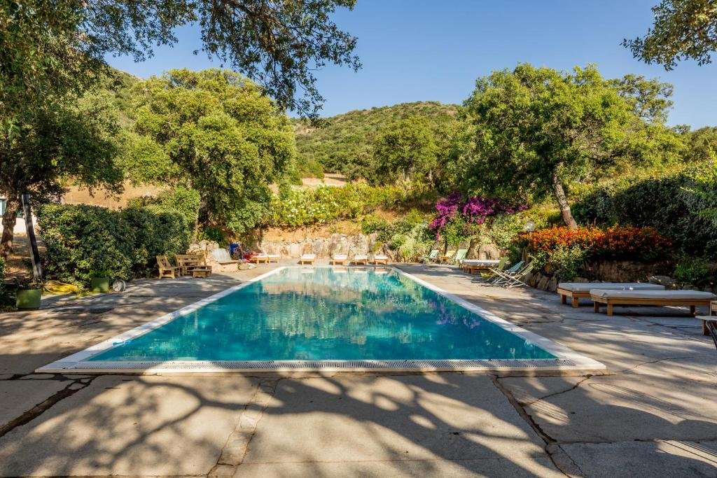 Glamping agriturismo Sardinië olbia kleinschalig zwembad
